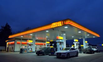 gas-station-1161871_1280